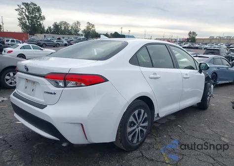 2021 Toyota Corolla Hybrid Le z USA, uszkodzony, nr VIN JTDEAMDE2MJ031797